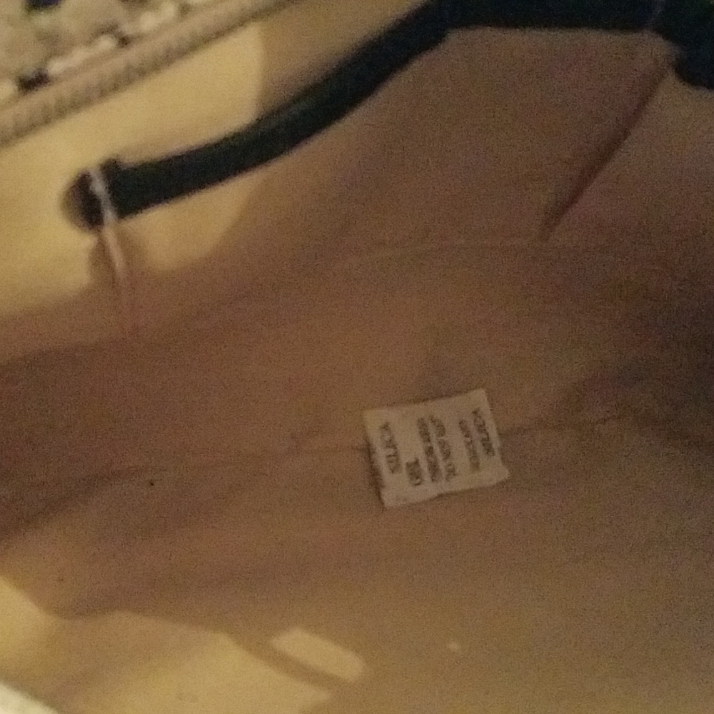 Purse - Picture 4 of 4
